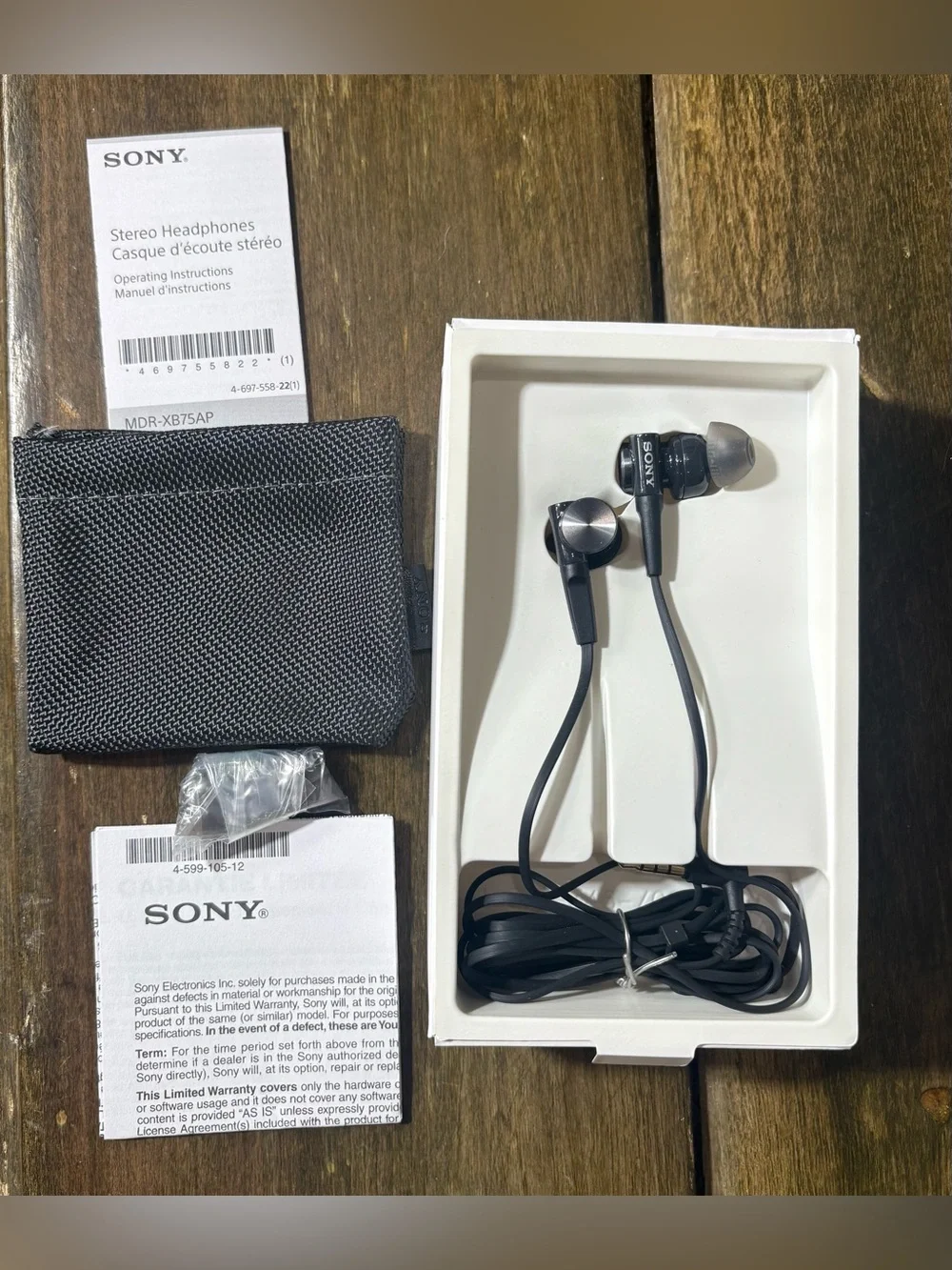 NEW Sony MDR-XB75AP Extra Bass In-Ear Headphones In Black
